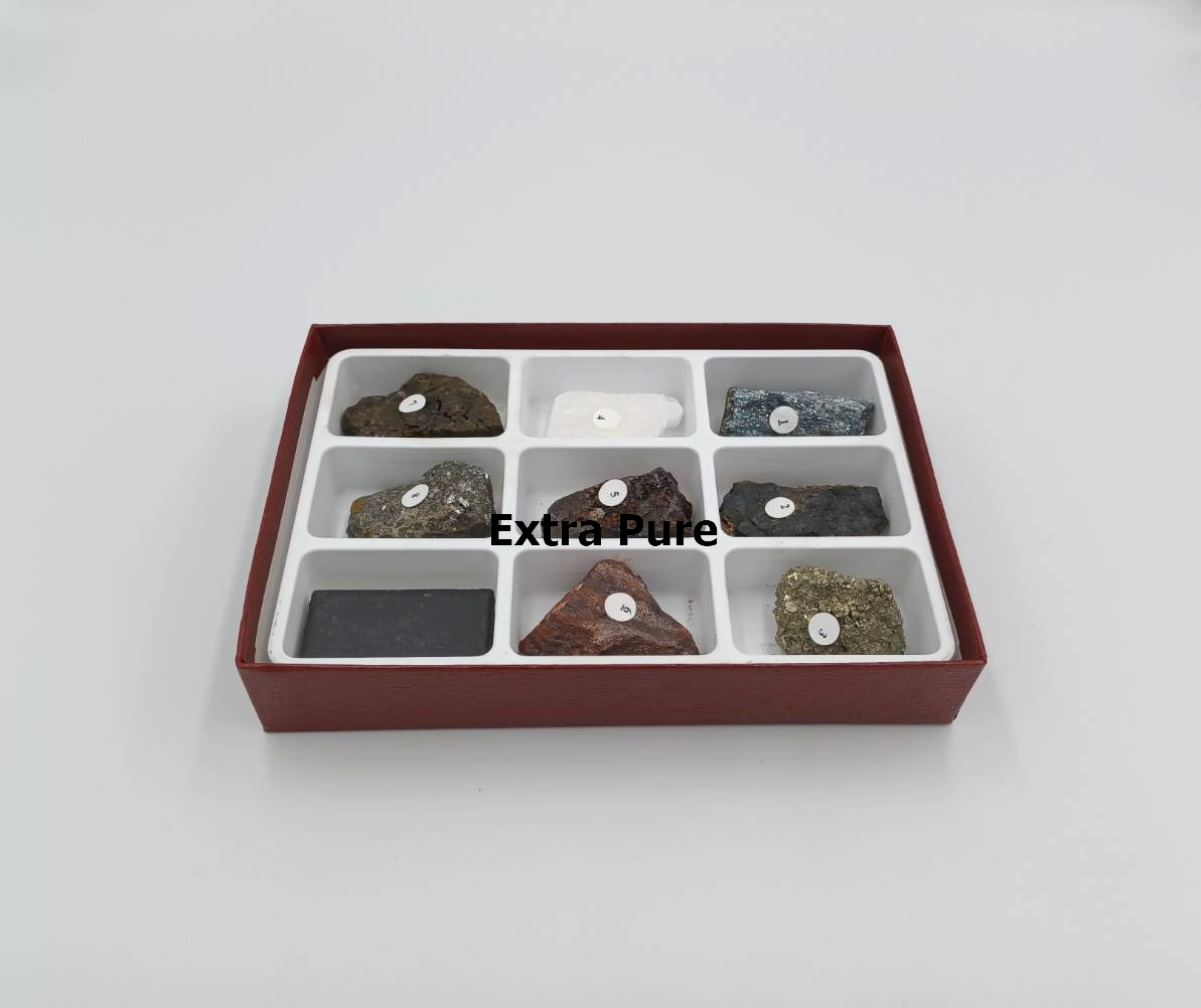 礦物條痕顏色觀察組 ( 8件組 )  